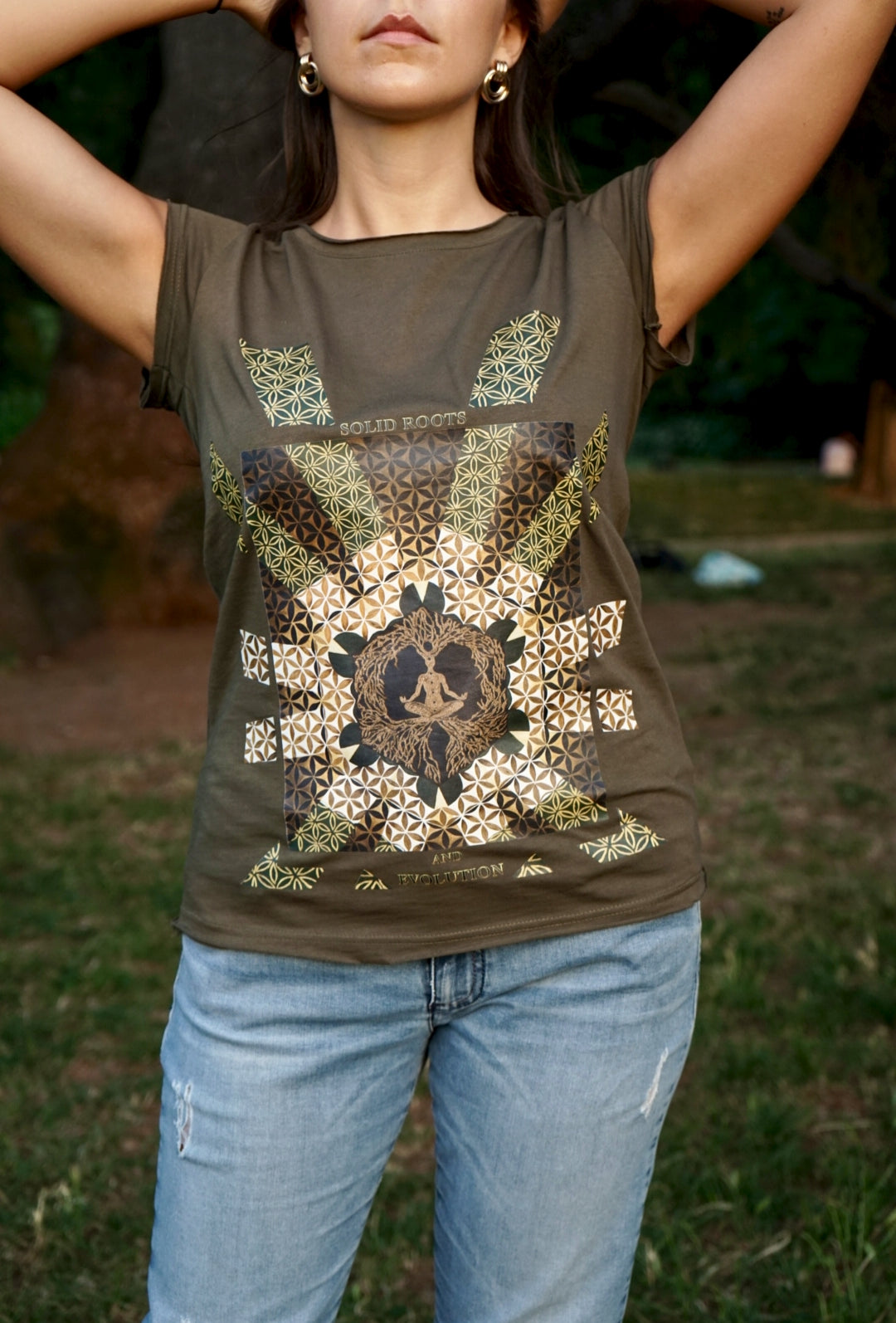 T-Shirt  "Solid Roots and Evolution"