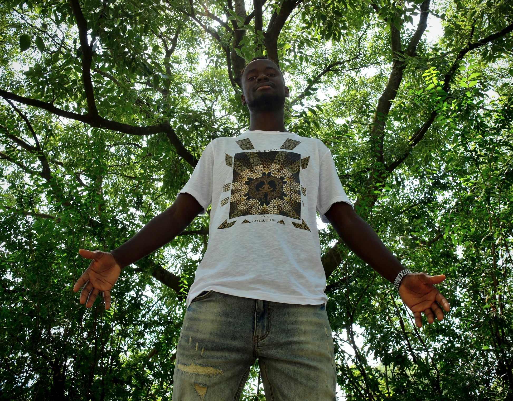 T-Shirt  "Solid Roots and Evolution"