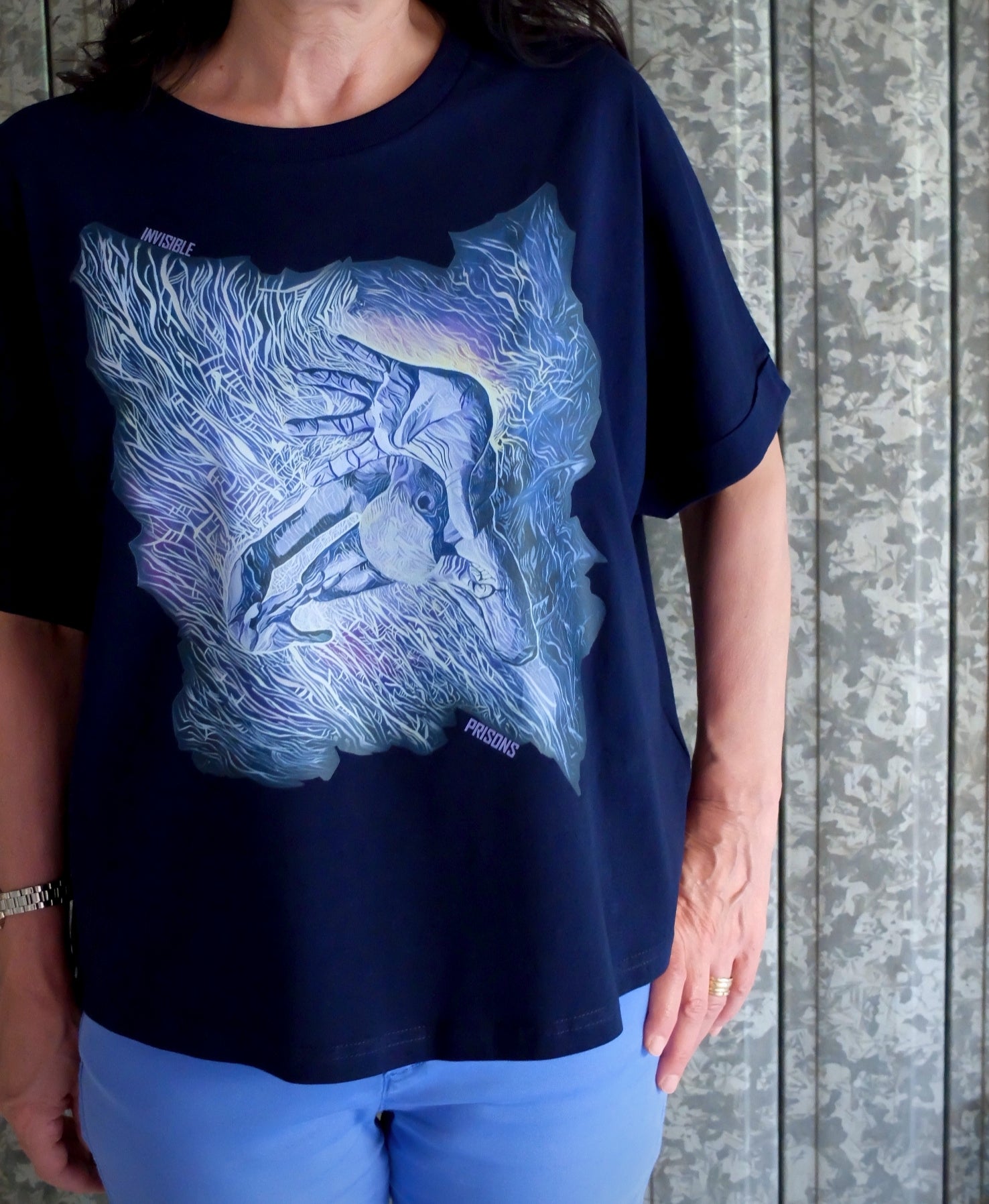 T-Shirt  "Invisible Prisons"